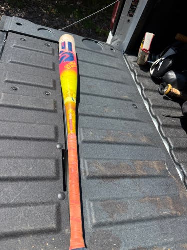 2026 Easton Dub Composite USSSA Certified Bat (-8) 23 oz 31" (Used)