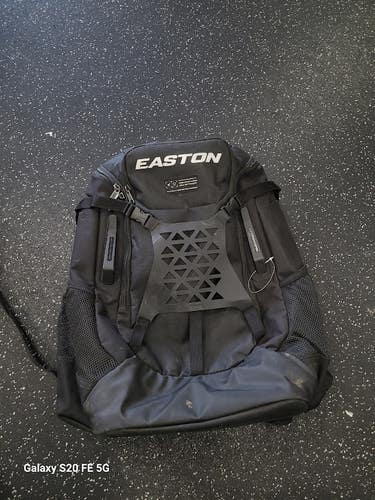Used Easton ELITE WALK OFF BB/SB Player Backpack Black 11849-S000043471