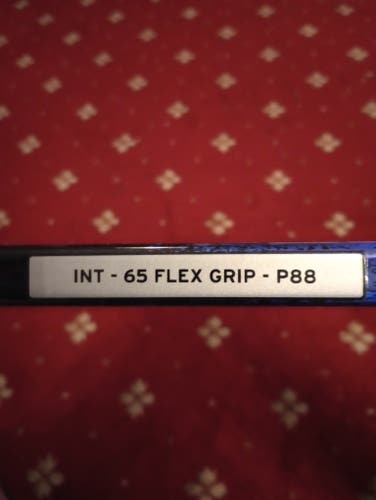 Intermediate CCM Ribcor Trigger 10 Pro Left Hand Hockey Stick P88 65 Flex (New)