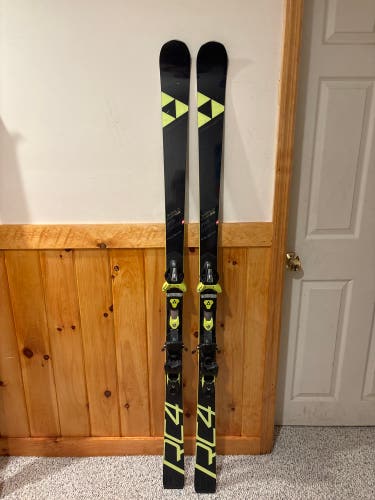 Fischer RC4 GS 165 cm Skis With Bindings (Used)
