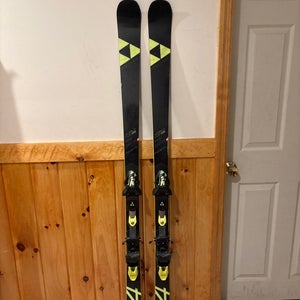 Fischer RC4 GS 165 cm Skis With Bindings (Used)