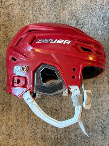 Red Small Bauer Re-Akt 150 Helmet (Used)