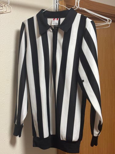 Adult XS CCM Referee Jersey (Used)