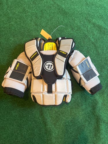 Warrior Ritual X3E Goalie Chest Protector (Used) | Youth S/M