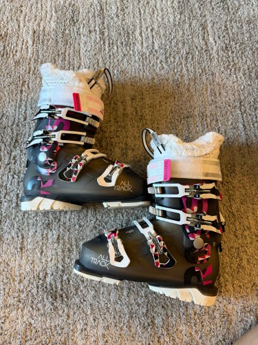 Women's Rossignol Alltrack 70 Ski Boots | Mondo 22-23.5, 278mm (Used)