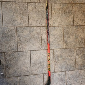 Junior Bauer Vapor X Left Hand Hockey Stick P92 30 Flex (Used)