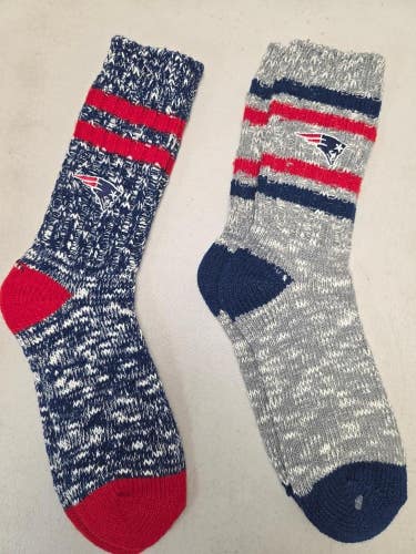 ST50 Mens NFL NEW ENGLAND PATRIOTS LOT of 2 Socks Large 8-13 NEW