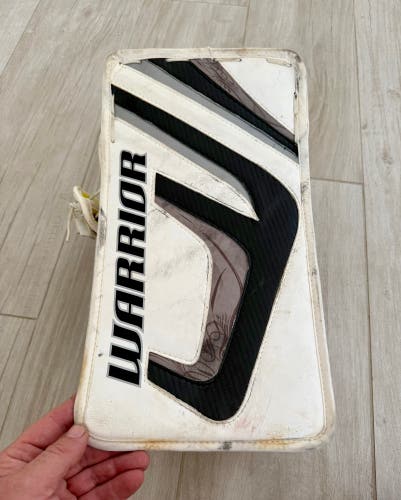 Hockey Goalie Blocker - Warrior (Made in Canada)