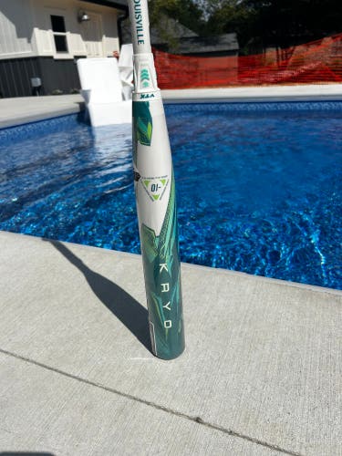 2026 Louisville Slugger Kryo Composite Bat (-10) 22 oz 32" (New)