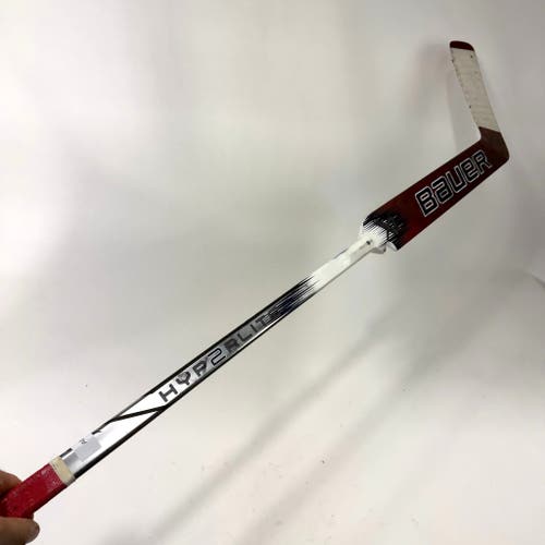 Used Regular Red/White/Navy Bauer Vapor Hyperlite 2 Goalie Stick | 26" Paddle P34 Curve | AB710
