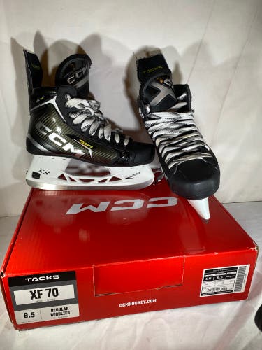2024 CCM Tacks XF 70 Hockey Skates Regular Width 9.5 ( Slightly Used)