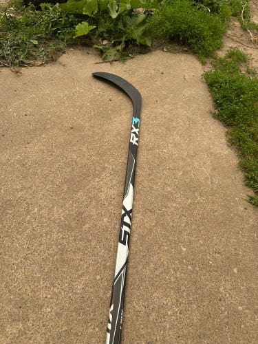 Senior STX Surgeon RX3 Right Handed Hockey Stick Mid Pattern 75 Flex (New)