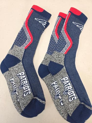 ST79 Mens NFL NEW ENGLAND PATRIOTS LOT of 2 Pair Socks Large 8-13 NEW