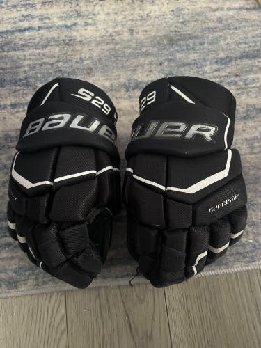 Bauer Supreme S29 Gloves 12" (Used)