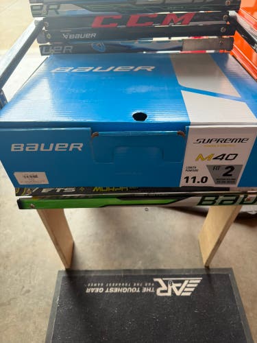 2024 Bauer Supreme M40 Hockey Skates Extra Wide Width 11 (New)