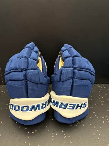Brand-New Sherwood Photon 1 NHL Pro Stock Gloves - Toronto Maple Leafs (SHER-PH1NHL)(TOROF)
