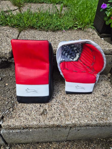 Sr. Passau Regular Goalie Glove and Blocker(Used)