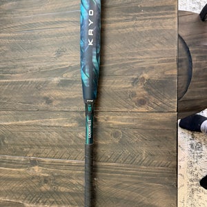 2025 Louisville Slugger Kryo Composite Bat (-11) 19 oz 30" (Used)
