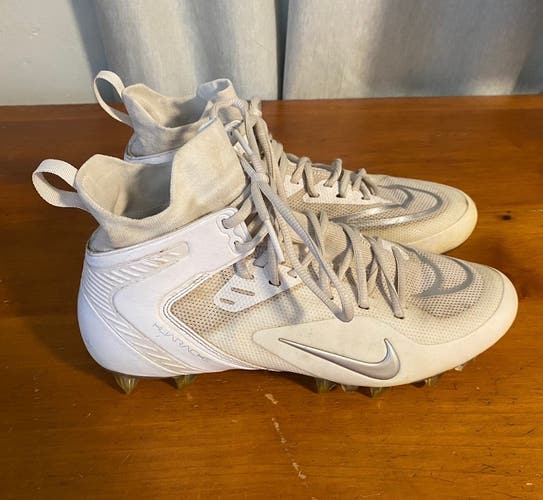 White Men's Size M 9.0 (W 10.0) Adult Nike Huarache Mid Top (Used)