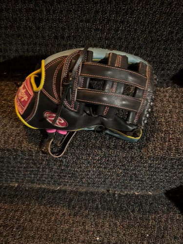 2023 Rawlings Outfield Heart of the Hide Baseball Glove 12.75" (Used)