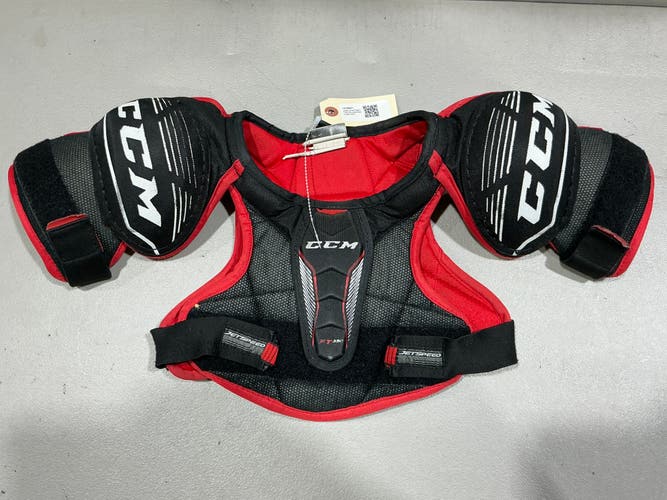 Junior Small CCM FT350 Shoulder Pads (Used) 9292