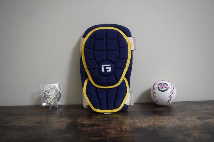 G-Form Adult L/XL Blue Senior Elbow Protection (Used)