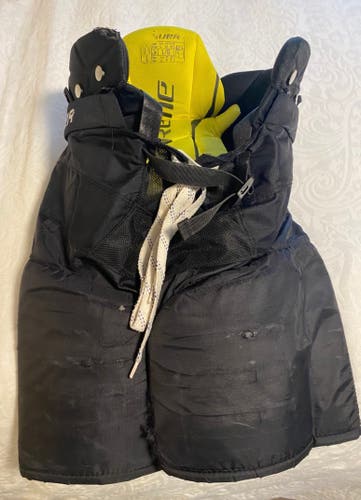 Men's Junior Large Bauer Supreme S29 Hockey Pants (Used)