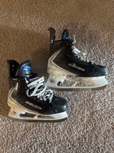 2025 Bauer Vapor Flylite Hockey Skates 9 (Used)
