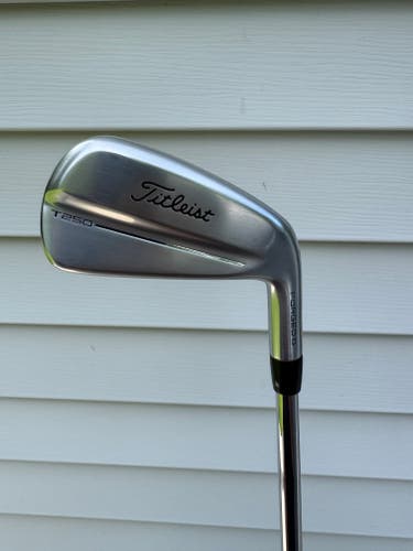 Men's Titleist T250 3 Iron Extra Stiff Project X Lz 6.5 Right Handed