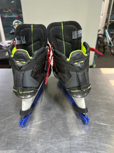 Bauer Elite Hockey Goalie Skates 6 (Used)