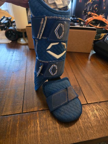 Blue Senior EvoShield Leg guard Shin Guards (Used)