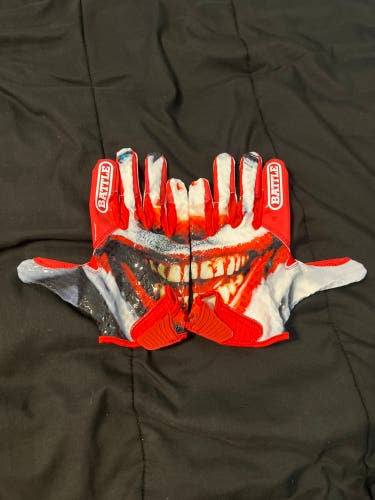 Large Battle Gloves (New)