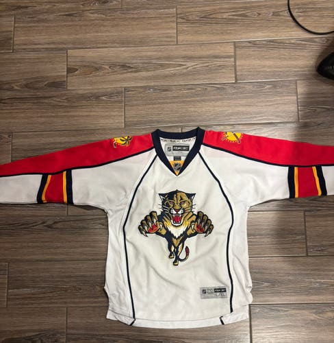 Florida Panthers XL Boys Reebok Jersey (Used)