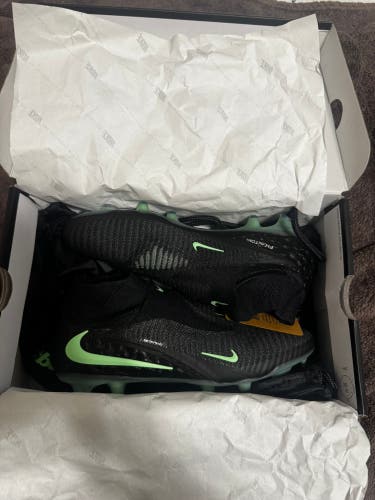 Black Men's Size M 8.5 (W 9.5) Nike Phantom 6 Elite Turf Cleats Cleats (New)
