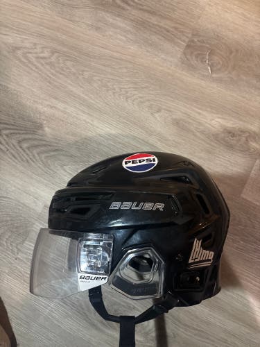 Large Bauer Re-Akt 155 Helmet Pro Stock (Used)