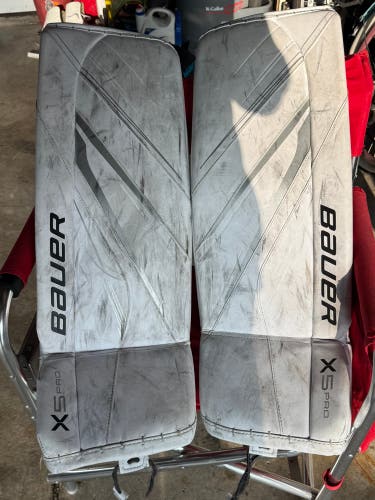 31" Bauer Vapor X5 Pro Goalie Leg Pads (Used)
