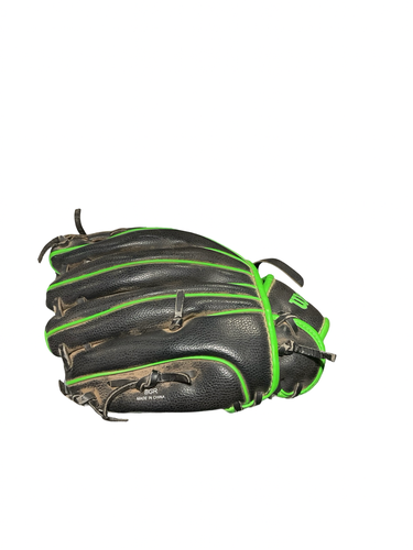 Used Wilson A200 BB/SB Glove RH Throw Black 10" 11834-S000053759
