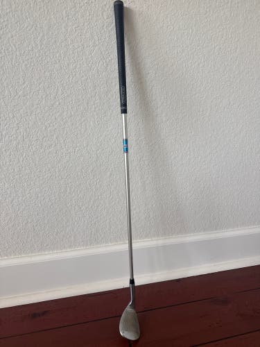 Junior 2016 US Kids Golf 9 Iron Right Handed Junior Graphite Shaft (Used)
