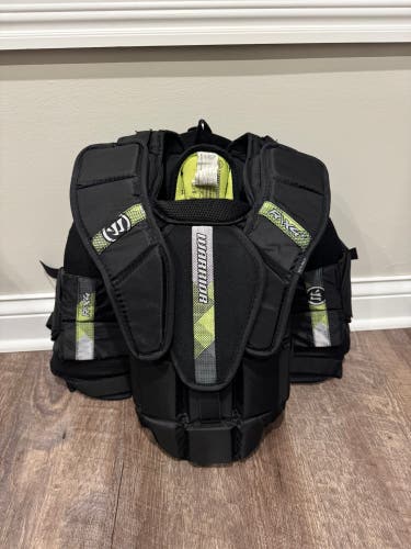 Youth Large/Extra Large Warrior Ritual X4 E Goalie Chest Protector (Used) - Used Only Half Season