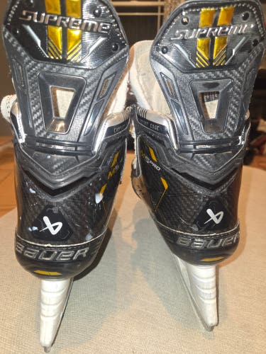 Black Bauer Supreme M5 Pro Hockey Skates 6