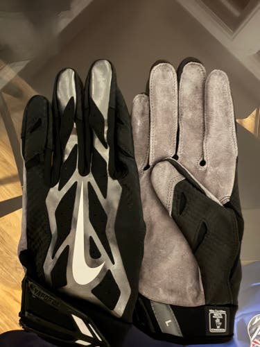 Nike Vapor Jet football Gloves (New) 87 pairs