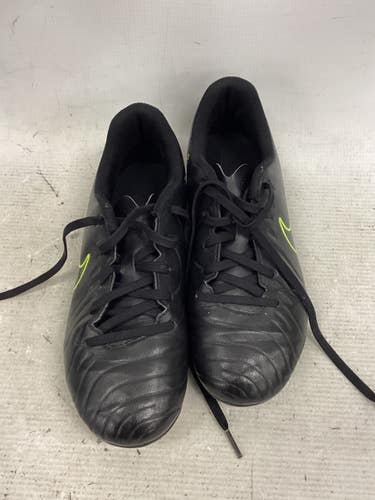 Used Nike Soccer Cleats Black Junior 04 11851-S000051116