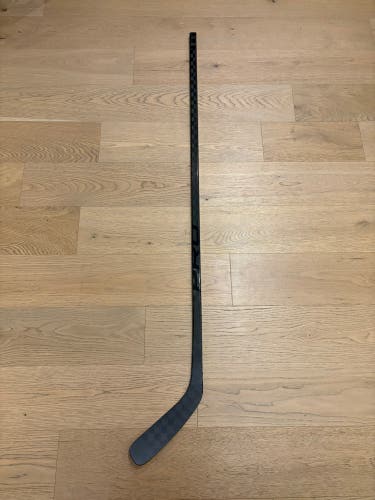 Senior Right Handed Hockey Stick 75 Flex PRO97 (Used)
