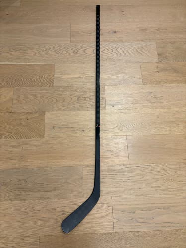 Senior Right Handed Hockey Stick 65 Flex PRO97 Curve Pro Stock (Used)