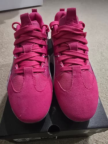 Unisex Size M 10.5 (W 11.5) Under Armour Low Top (New)