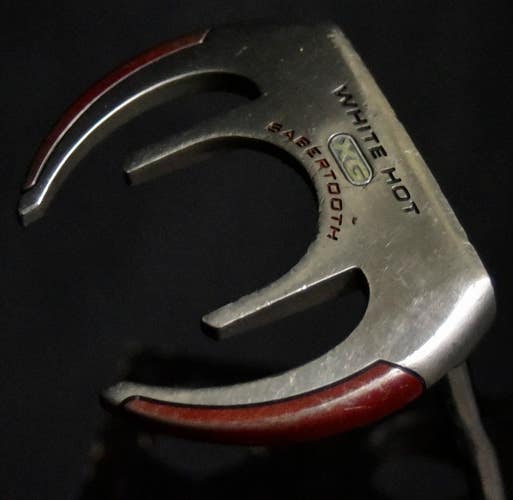 ODYSSEY WHITE HOT SABERTOOTH PUTTER LENGTH: 34 IN RIGHT HANDED NEW GRIP