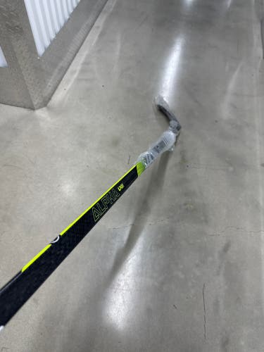 Senior Warrior Alpha LX2 Right Handed Hockey Stick W28 85 Flex Pro Stock (New)