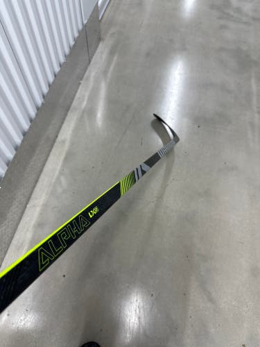Senior Warrior Alpha LX2 Right Handed Hockey Stick W03 85 Flex (New)