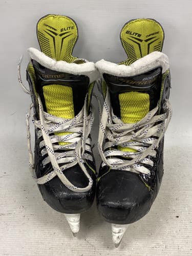Used Bauer SUPREME ELITE Junior Hockey Skate Junior 02 11851-S000049676