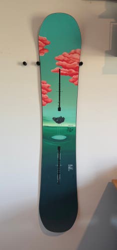 Burton Yeasayer Flying V Women’s Snowboard 152cm